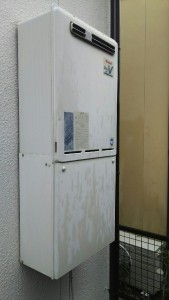 給湯器交換　尾張旭市　横田さん　施工前